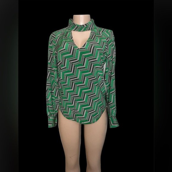 Trina Turk Blouse - Picture 1 of 5